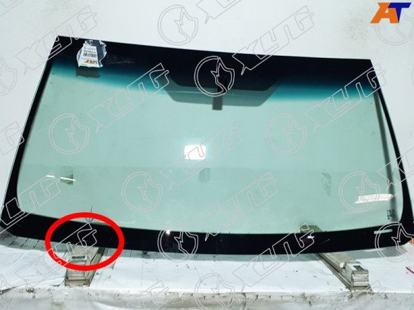 Стекло лобовое с обогревом щеток + антенна TOYOTA LAND CRUISER PRADO /LEXUS GX460 17- (уценка на 50%)